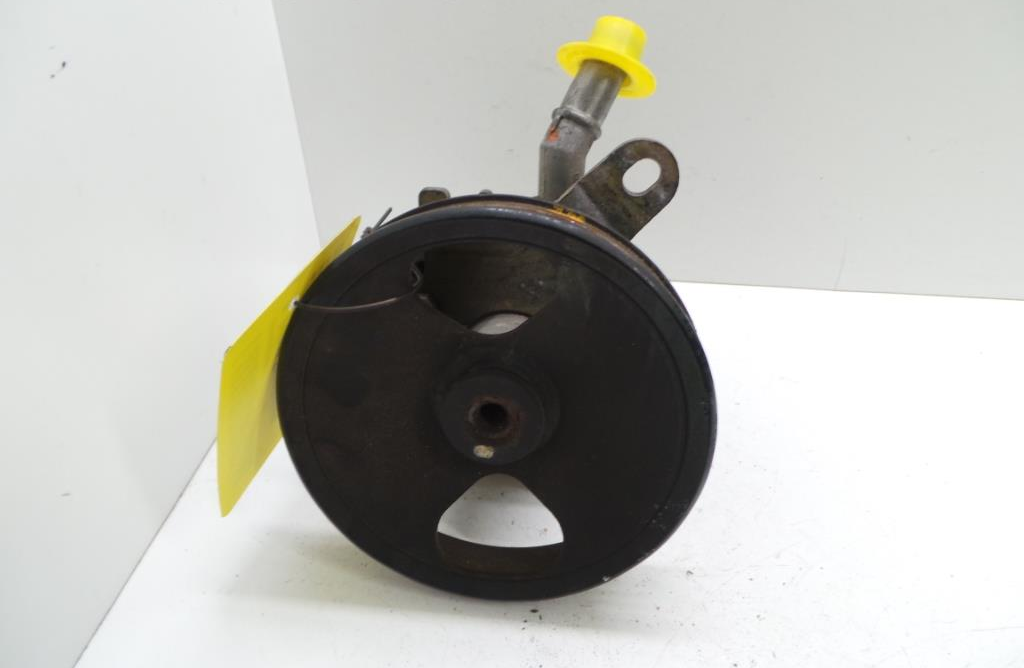 Nissan Almera N16 Bj.00 Servopumpe Pumpe Servolenkung 1,5 66kw *QG15* 92 Bar